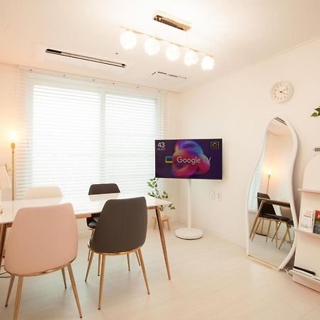 Апартаменты Seoul Station Joey House Экстерьер фото
